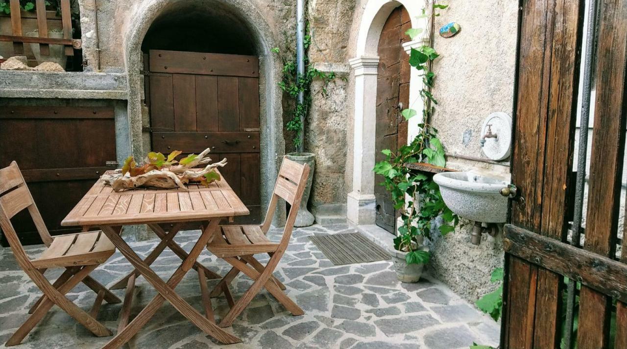 La Corte Di Sabatino Calascio Екстериор снимка